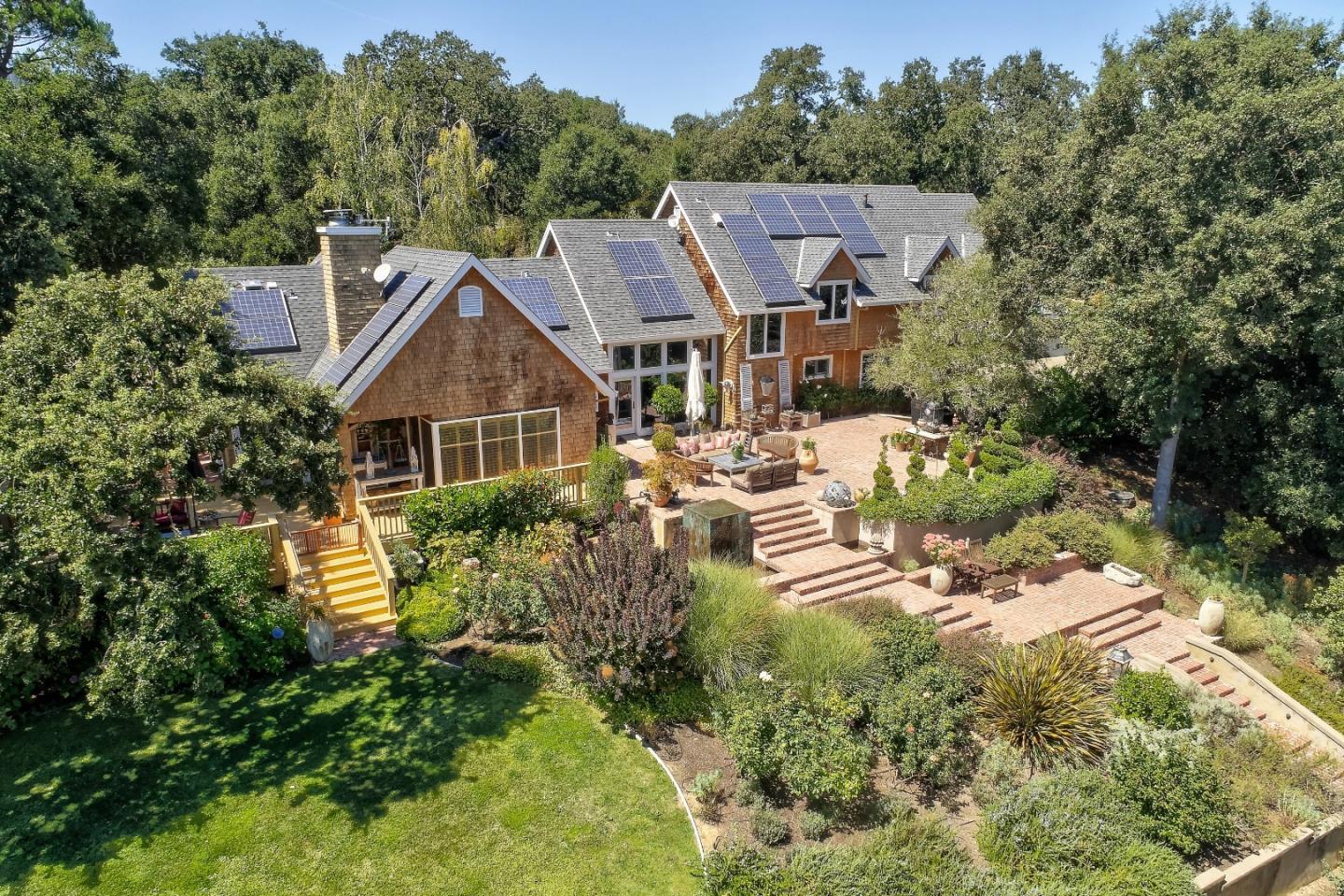 320 Family Farm Rd, Woodside, CA 94062 5 Beds 3 Baths (Active