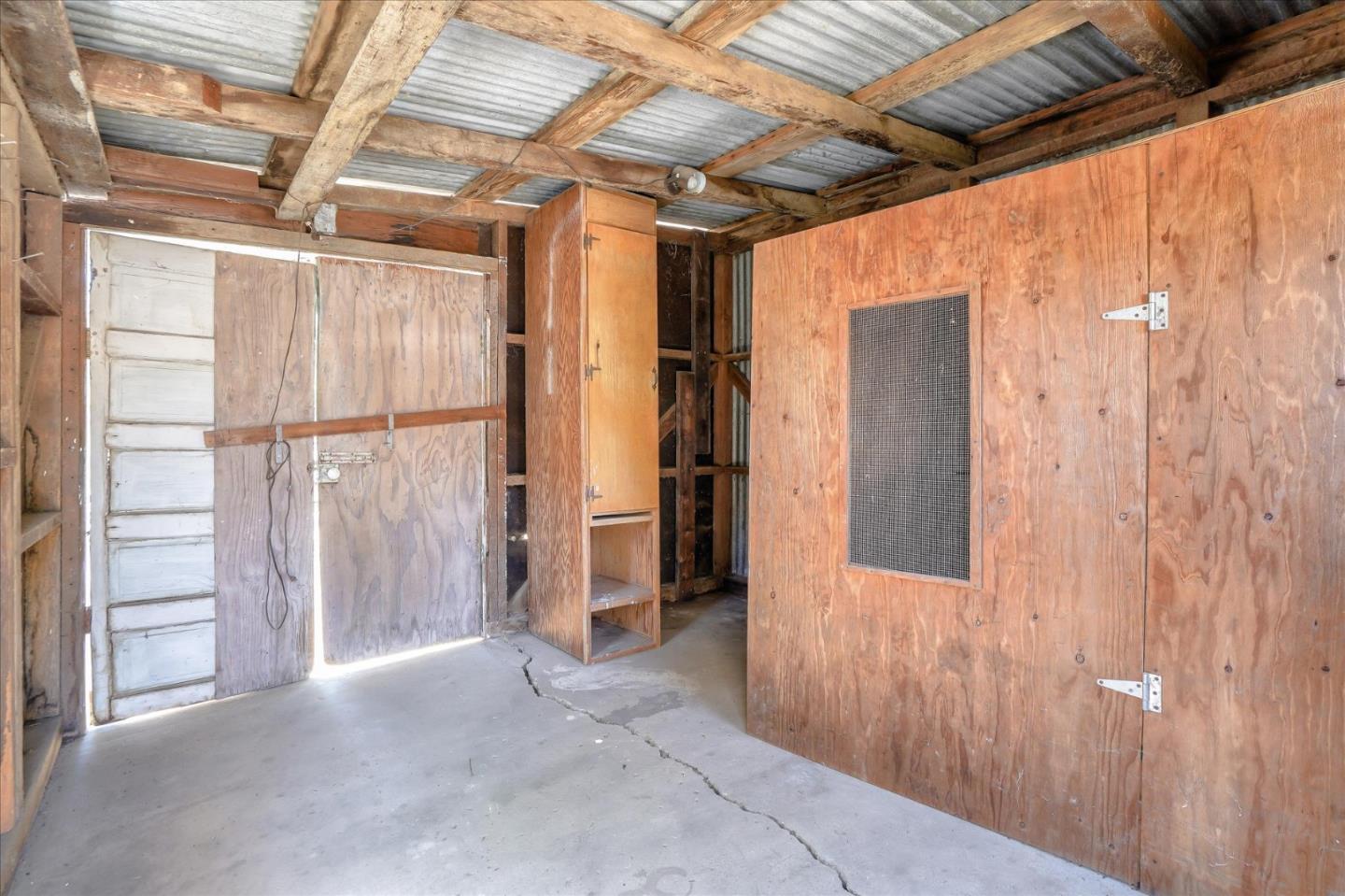 35687 Palomares Rd, Castro Valley, CA 94552 2 Beds 2 Baths (Expired