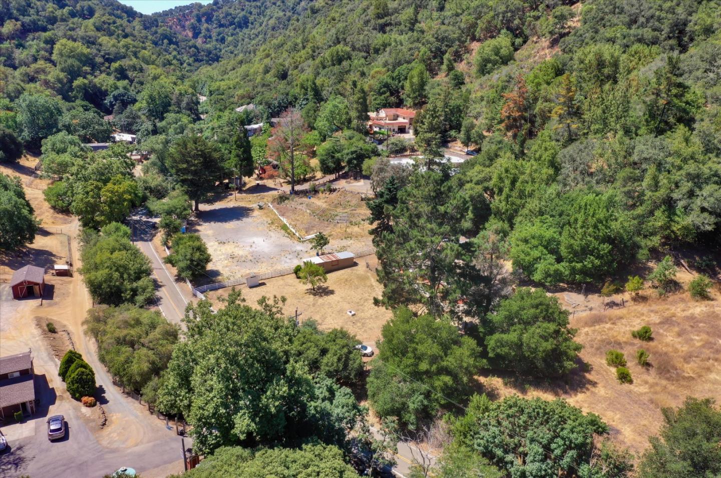 35687 Palomares Rd, Castro Valley, CA 94552 2 Beds 2 Baths (Expired