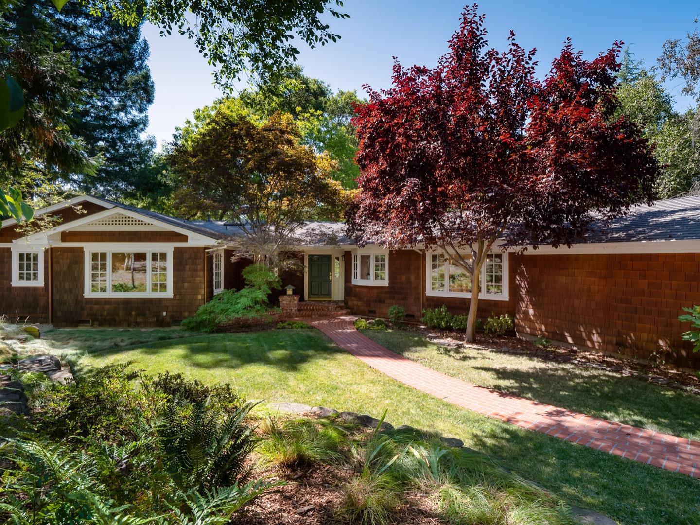 10 Los Charros Ln, Portola Valley, CA 94028 3 Beds 3 Baths (Sold