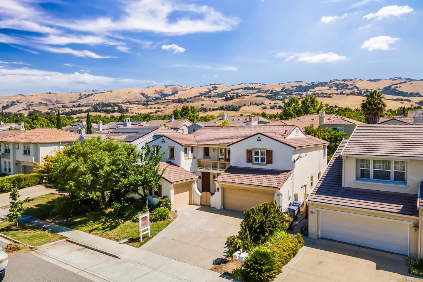 3986 Carracci Ln, San Jose, CA 95135 4 Beds 3 Baths (Sold