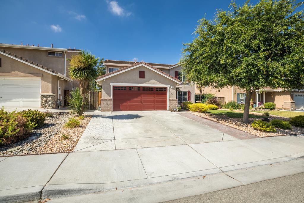 Detail Gallery Image 1 of 1 For 2574 Glenview Dr, Hollister,  CA 95023 - 4 Beds | 2/1 Baths
