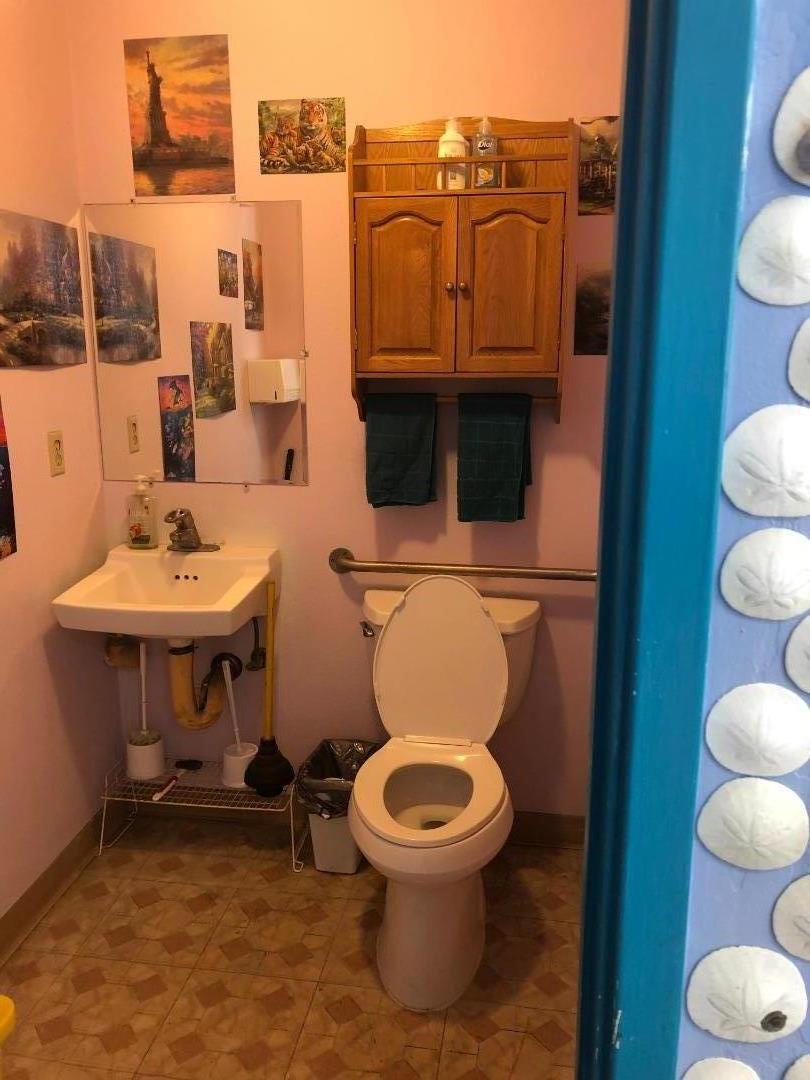 2124 Soquel Avenue, SANTA CRUZ, California 95062, ,Comm Business Opportunity,For Sale,Soquel Avenue,40963447