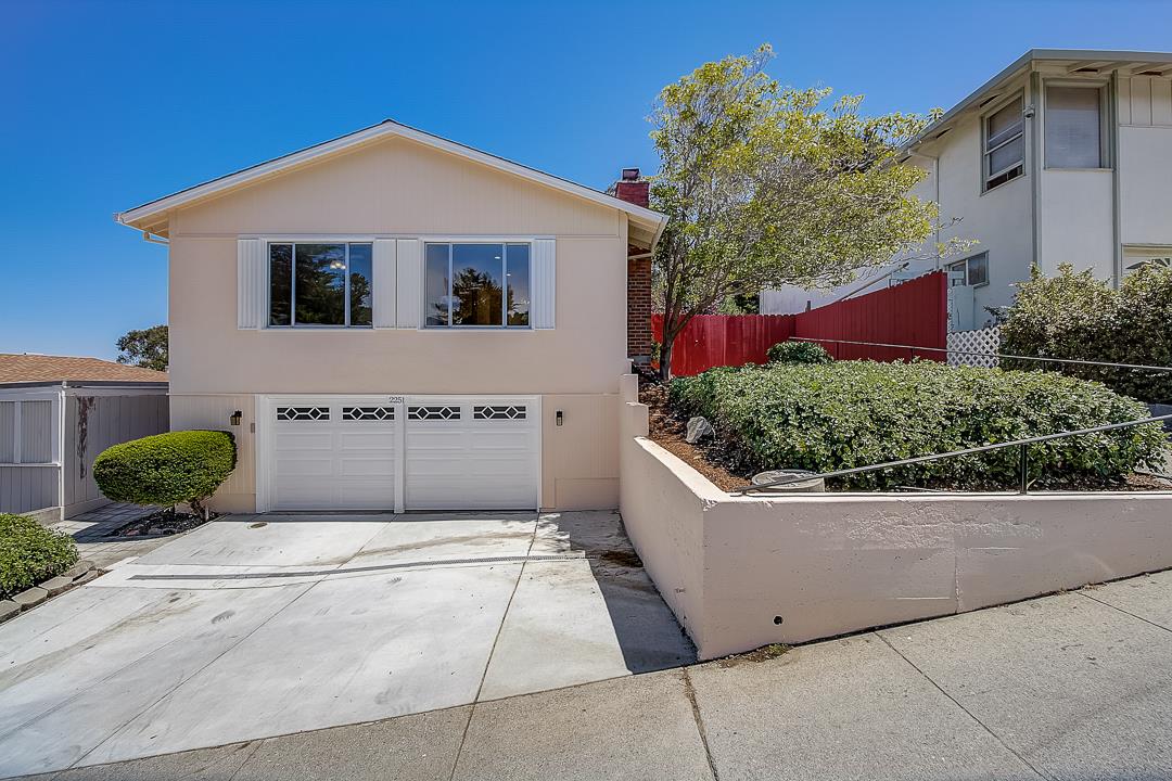 Detail Gallery Image 1 of 1 For 2251 Fleetwood Dr, San Bruno,  CA 94066 - 3 Beds | 2 Baths