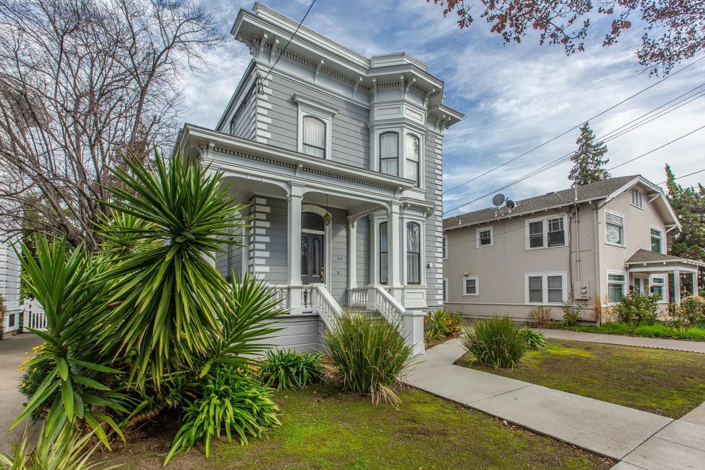 332 N 3rd St 1, San Jose, CA 95112 3 Beds 2 Baths (Canceled