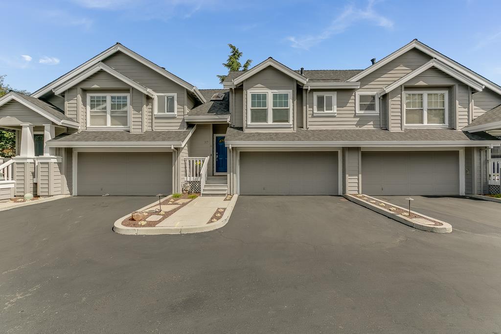 117 E Rincon Ave, Campbell, CA 95008 3 Beds 2/1 Baths (Sold