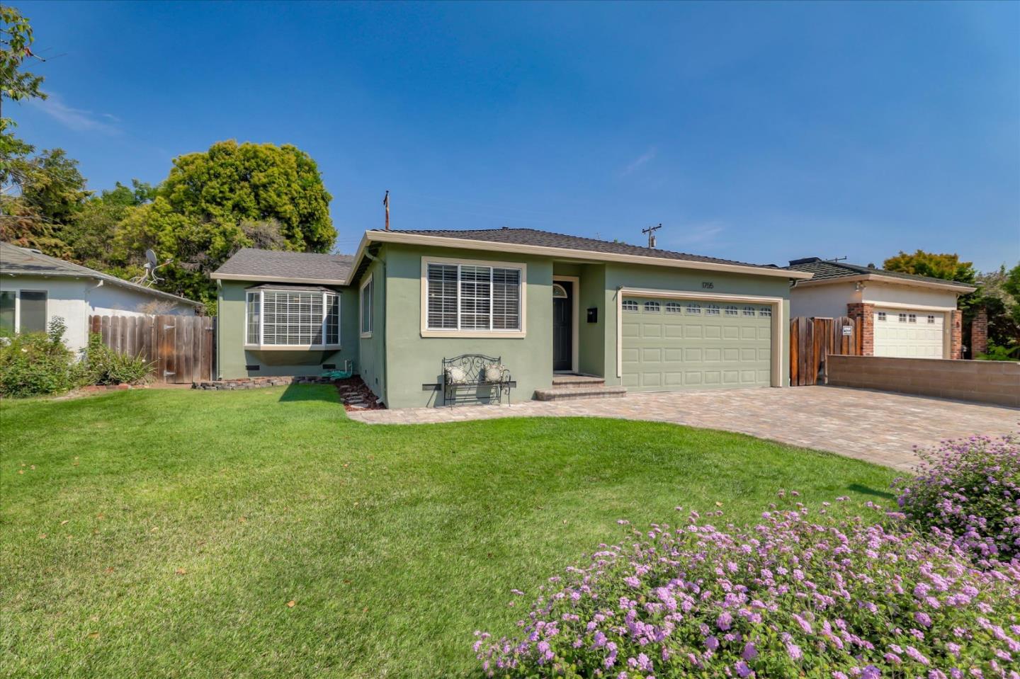 Detail Gallery Image 1 of 1 For 1755 Briarwood Dr, Santa Clara,  CA 95051 - 3 Beds | 2 Baths