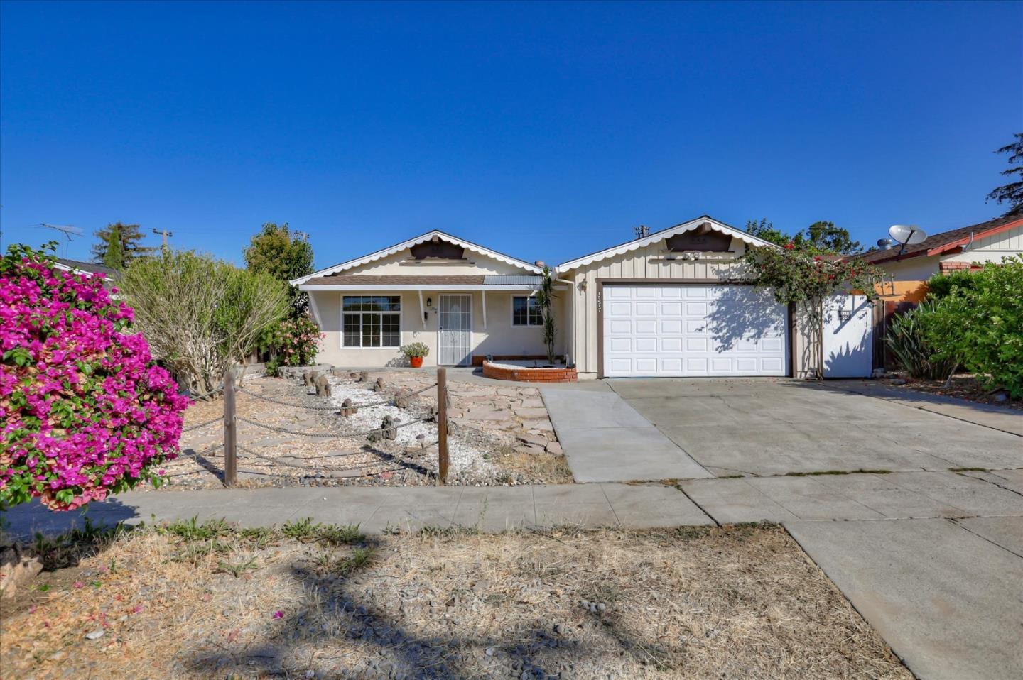 3277 Mount Vista Dr, San Jose, CA 95127 3 Beds 2 Baths (Sold