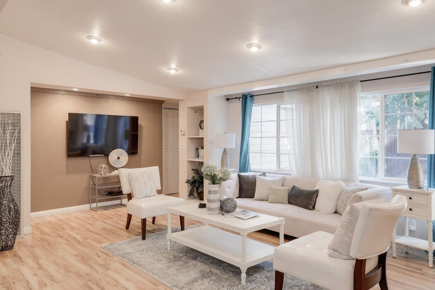 10160 Calvert Dr, Cupertino, CA 95014 3 Beds 2 Baths (Sold