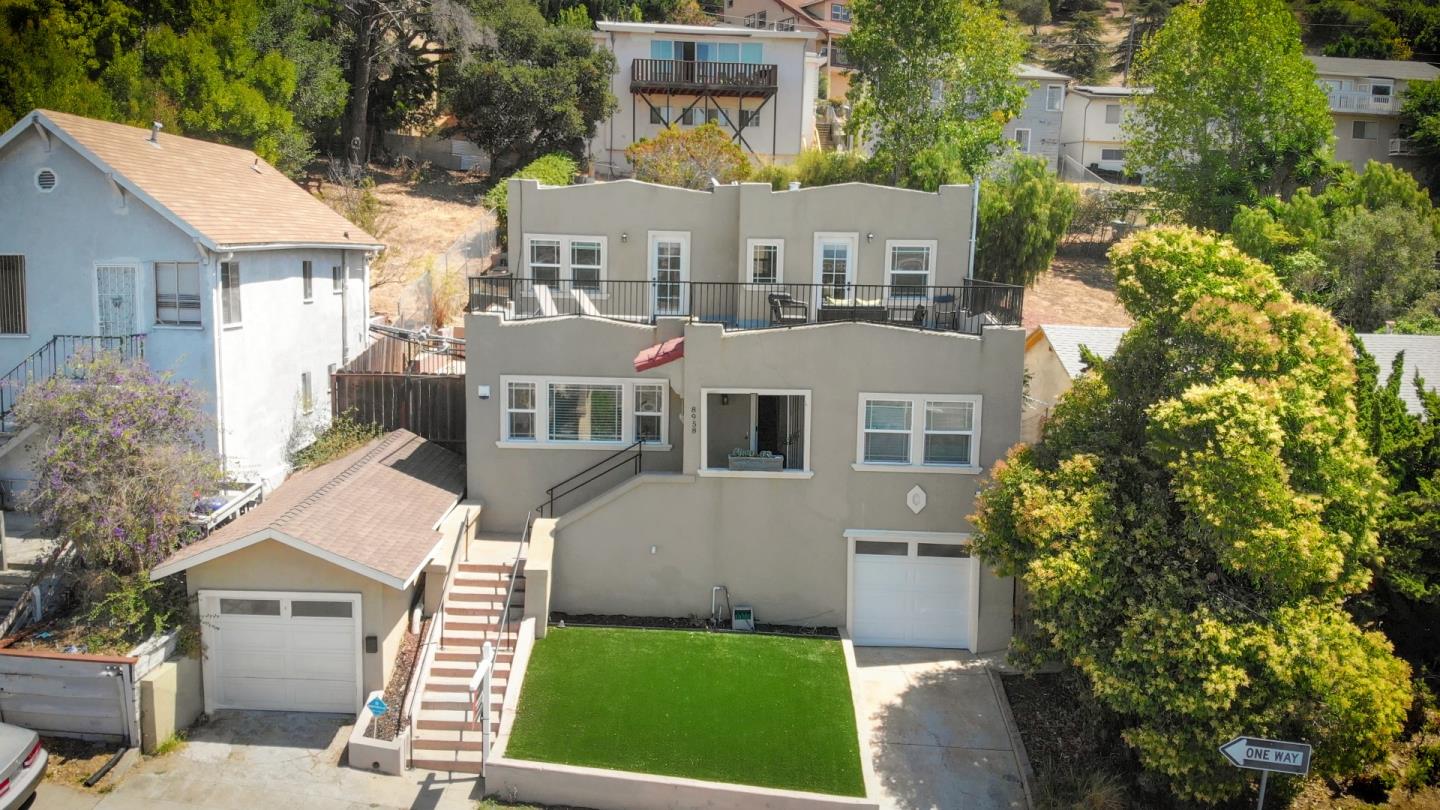 8958 Lawlor St, Oakland, CA 94605 3 Beds 3 Baths (Sold
