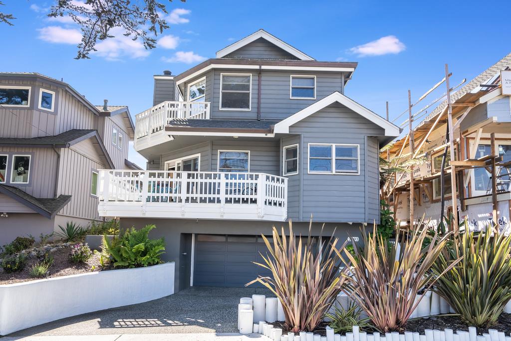Detail Gallery Image 1 of 1 For 2693 East Cliff Dr, Santa Cruz,  CA 95062 - 2 Beds | 1/1 Baths