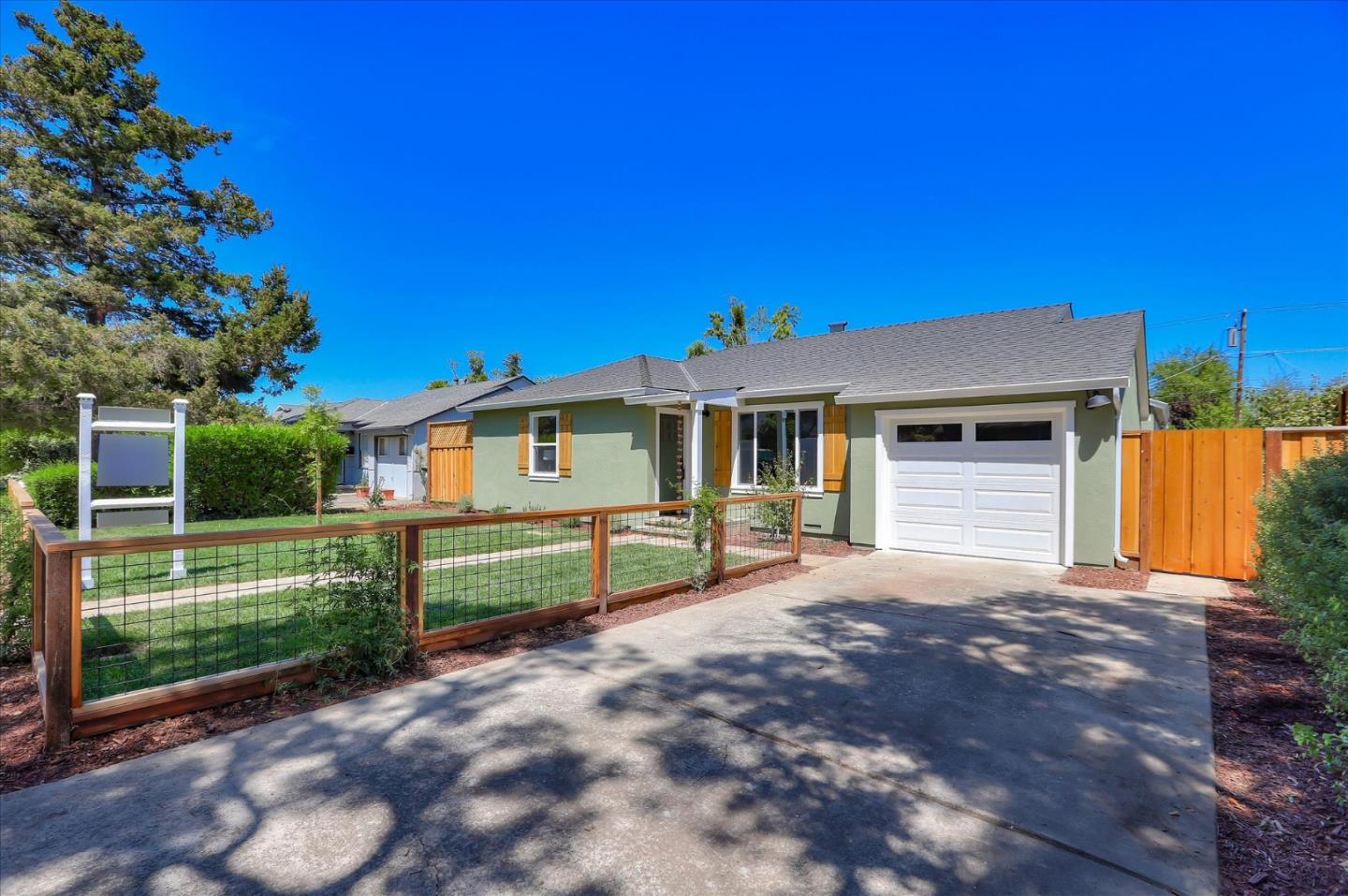 Detail Gallery Image 1 of 1 For 15159 Stratford Dr, San Jose,  CA 95124 - 3 Beds | 2 Baths