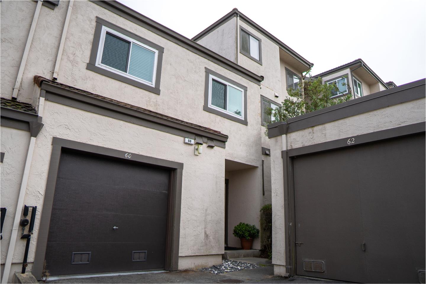 3550 Carter Dr 60, South San Francisco, CA 94080 3 Beds 2/1 Baths
