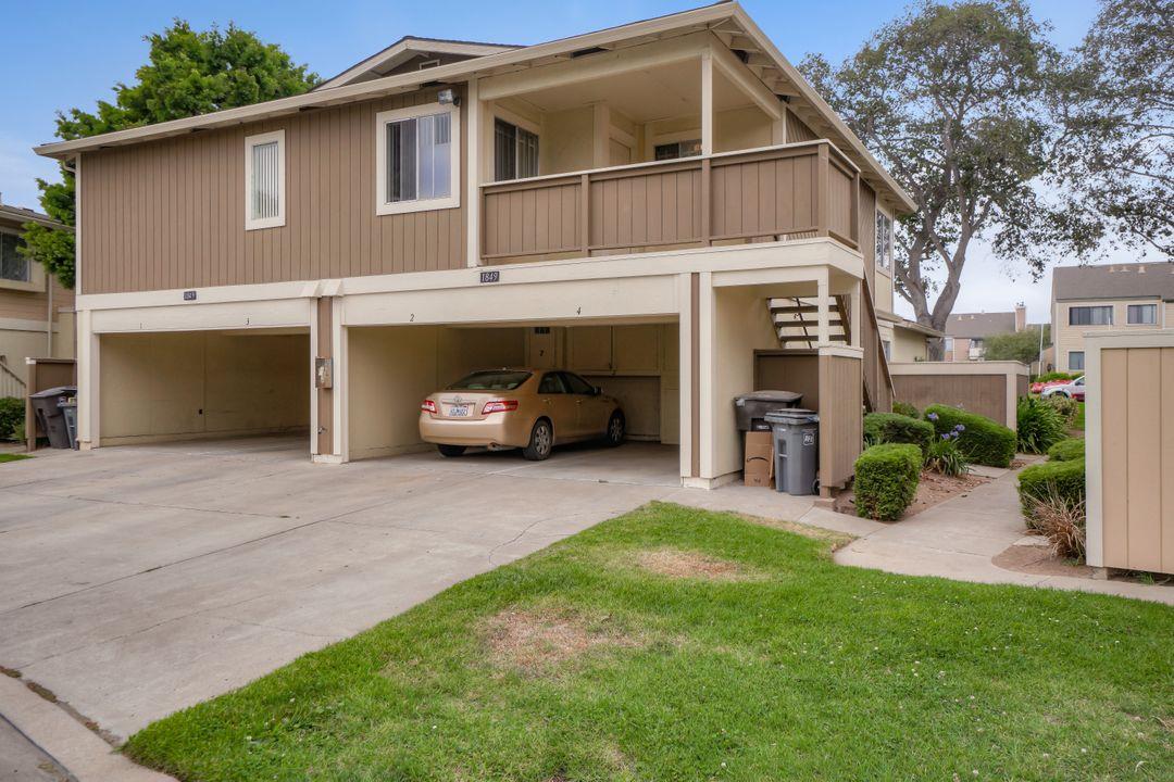 Detail Gallery Image 1 of 1 For 1849 Cherokee Dr #4,  Salinas,  CA 93906 - 1 Beds | 1 Baths