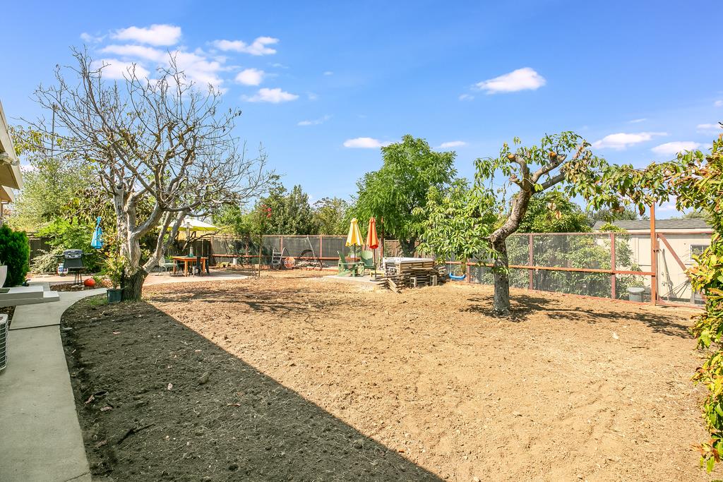 14345 Capri Drive, LOS GATOS, California 95032, ,Lots And Land,For Sale,Capri Drive,40962283