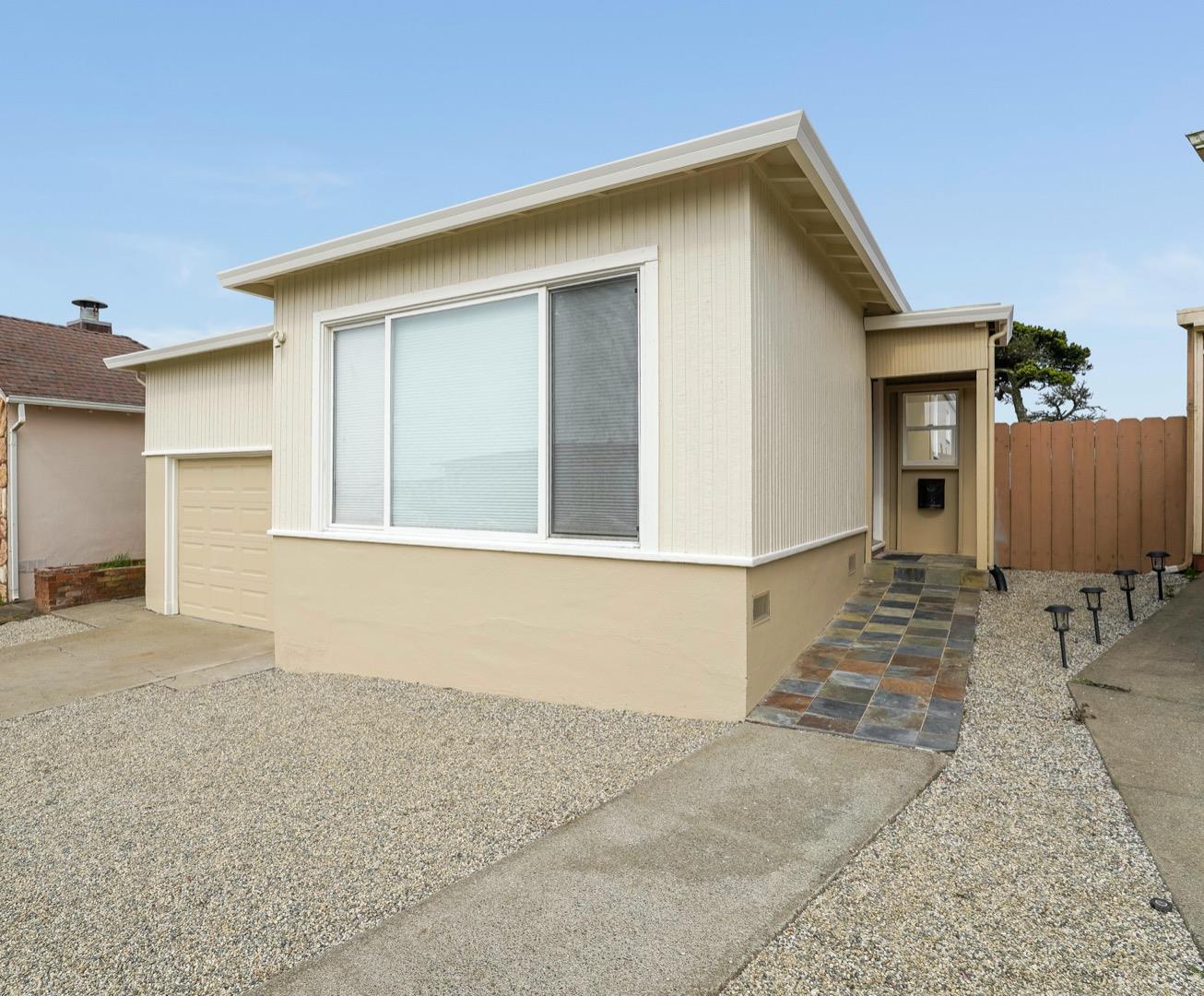 811 Skyline Dr, Daly City, CA 94015 3 Beds 2 Baths (Sold