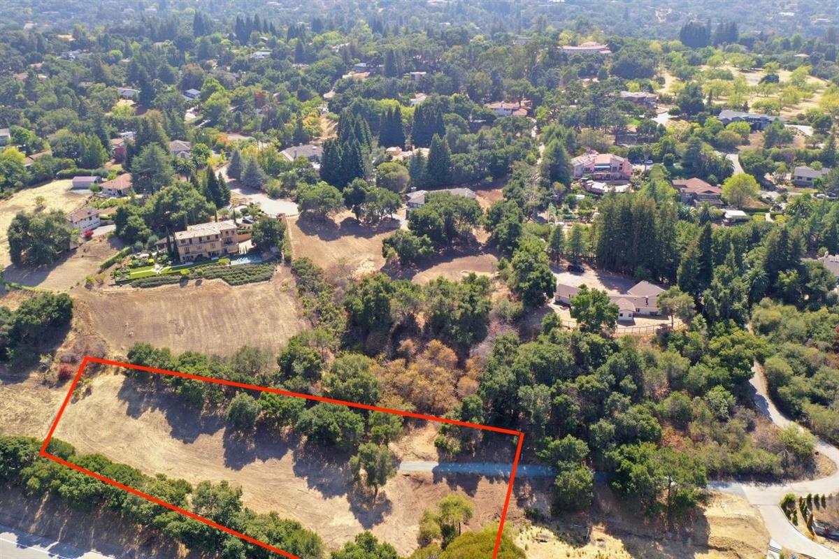 00 Maria Ct, Los Altos Hills, CA 94022 Beds Baths (Active