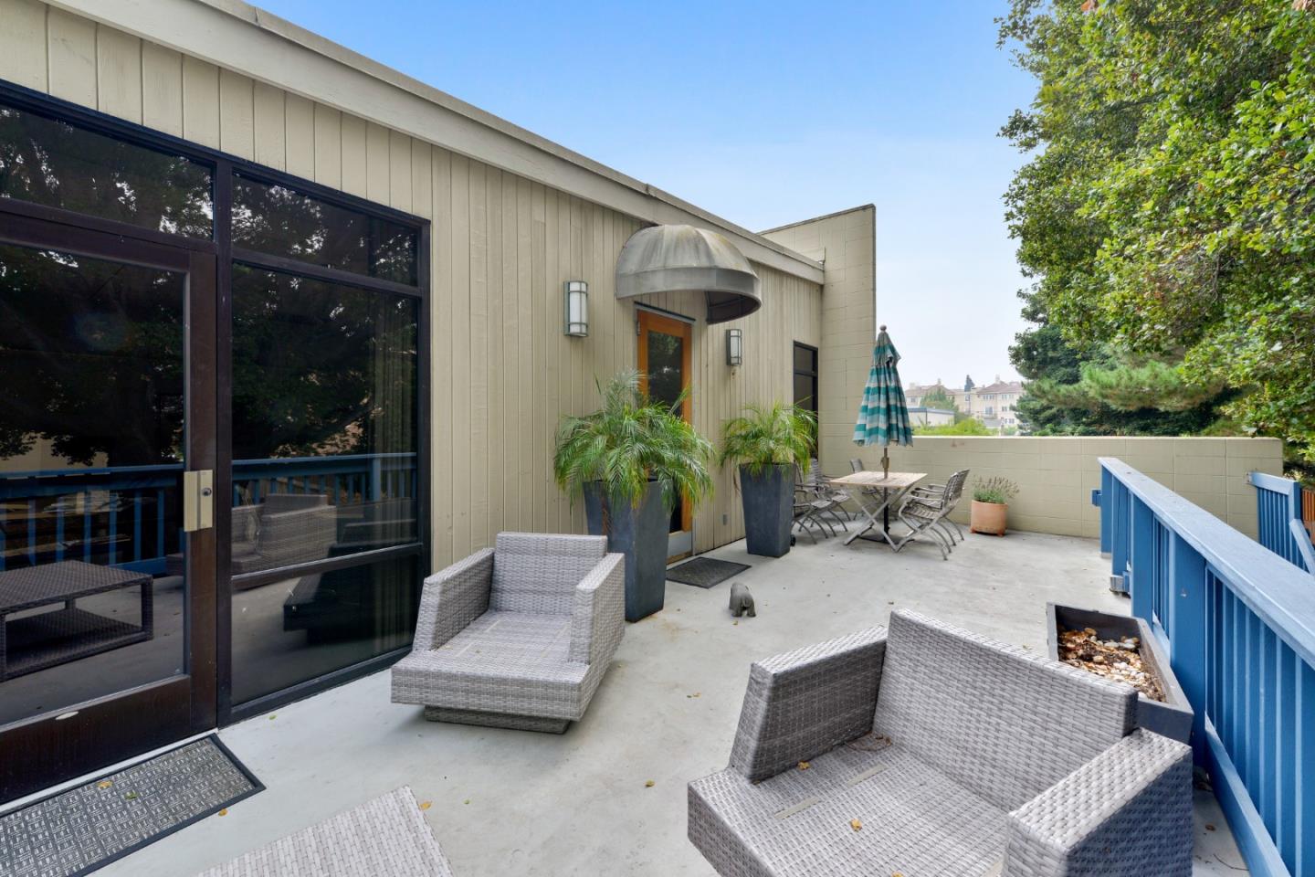 247 San Mateo Drive, SAN MATEO, California 94401, ,Comm Industrial For Sale,For Sale,San Mateo Drive,40963225