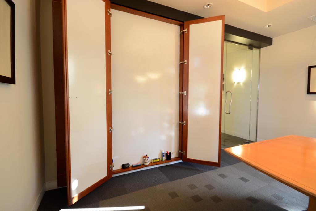 247 San Mateo Drive, SAN MATEO, California 94401, ,Comm Industrial For Sale,For Sale,San Mateo Drive,40963225