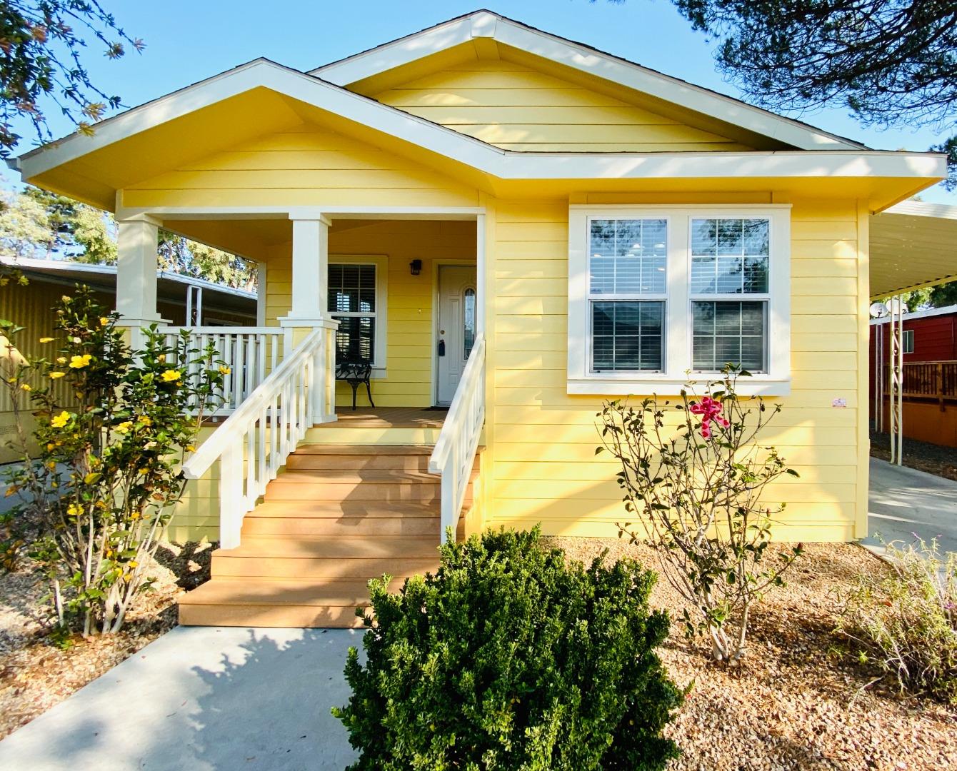 Detail Gallery Image 1 of 1 For 13933 Monte De Oro #28,  Castroville,  CA 95012 - 3 Beds | 2 Baths