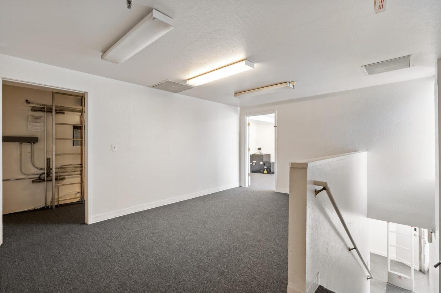 1294 Burlingame Avenue, BURLINGAME, California 94010, ,Comm Industrial For Lease,For Rent,Burlingame Avenue,40963029