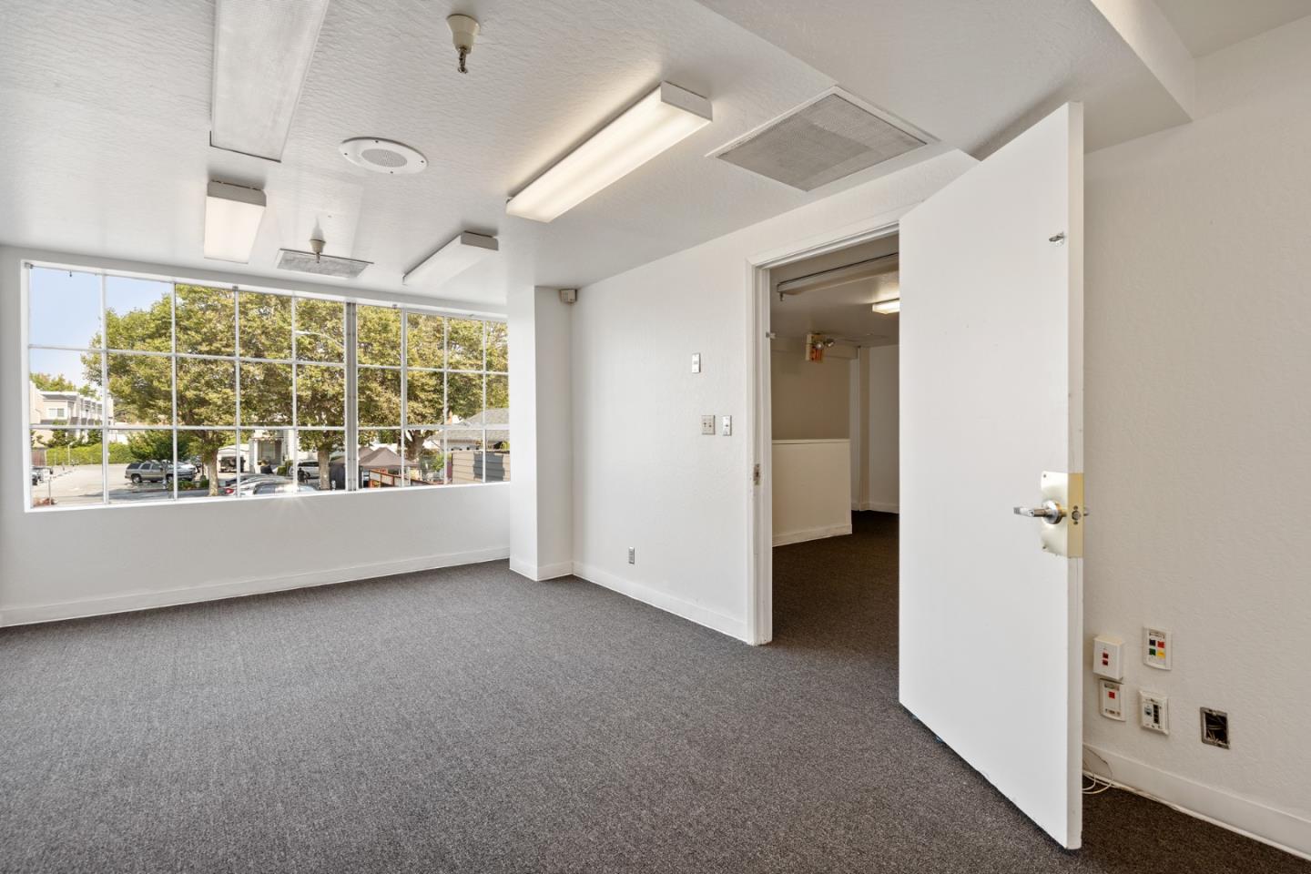 1294 Burlingame Avenue, BURLINGAME, California 94010, ,Comm Industrial For Lease,For Rent,Burlingame Avenue,40963029