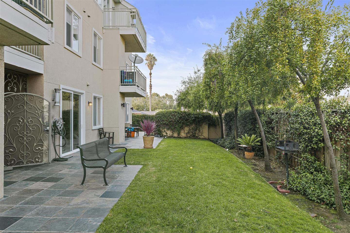 2330 University Ave 120, East Palo Alto, CA 94303 2 Beds 2 Baths