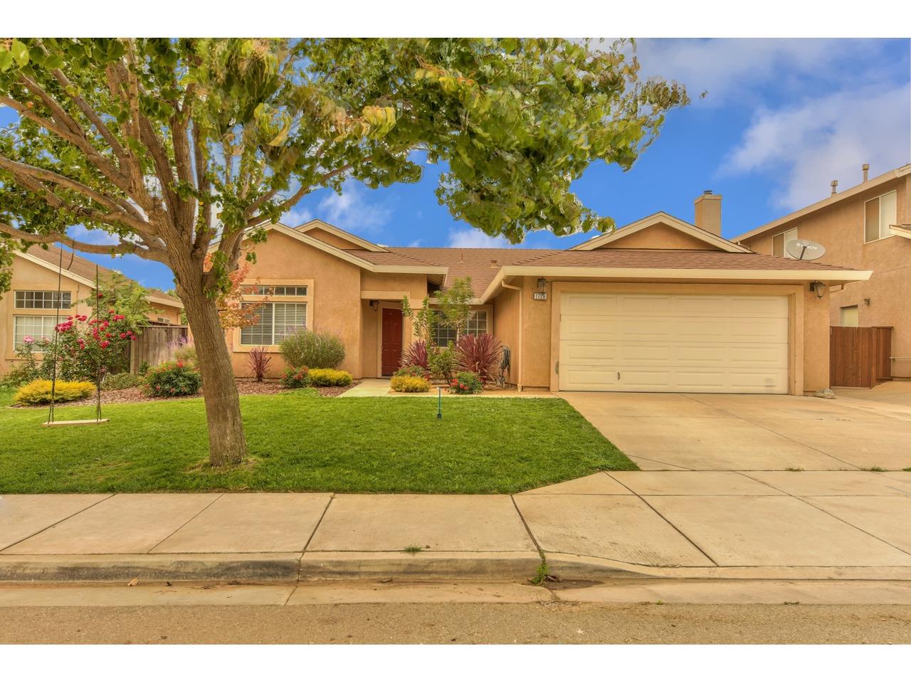 Detail Gallery Image 1 of 1 For 1729 Chianti Way, Gonzales,  CA 93926 - 4 Beds | 2 Baths