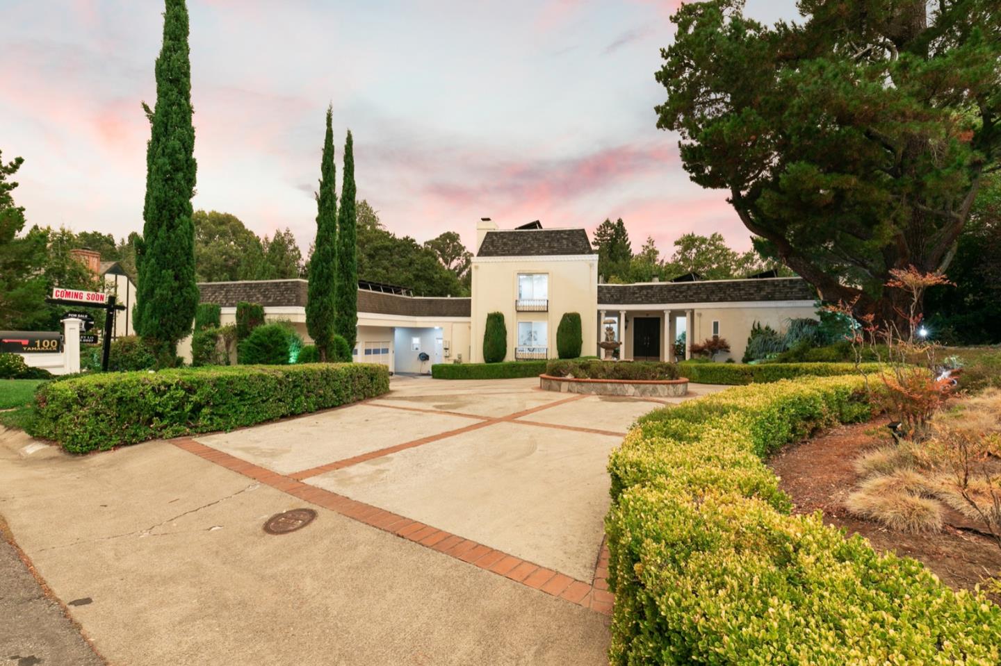 100 Tamarack Dr, Hillsborough, CA 94010 5 Beds 5/1 Baths (Sold