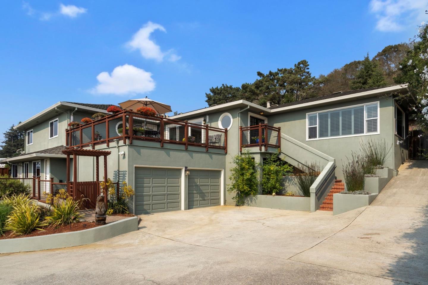 725 Clubhouse Dr, Aptos, CA 95003 4 Beds 3 Baths (Sold) ML81810431 MLSL