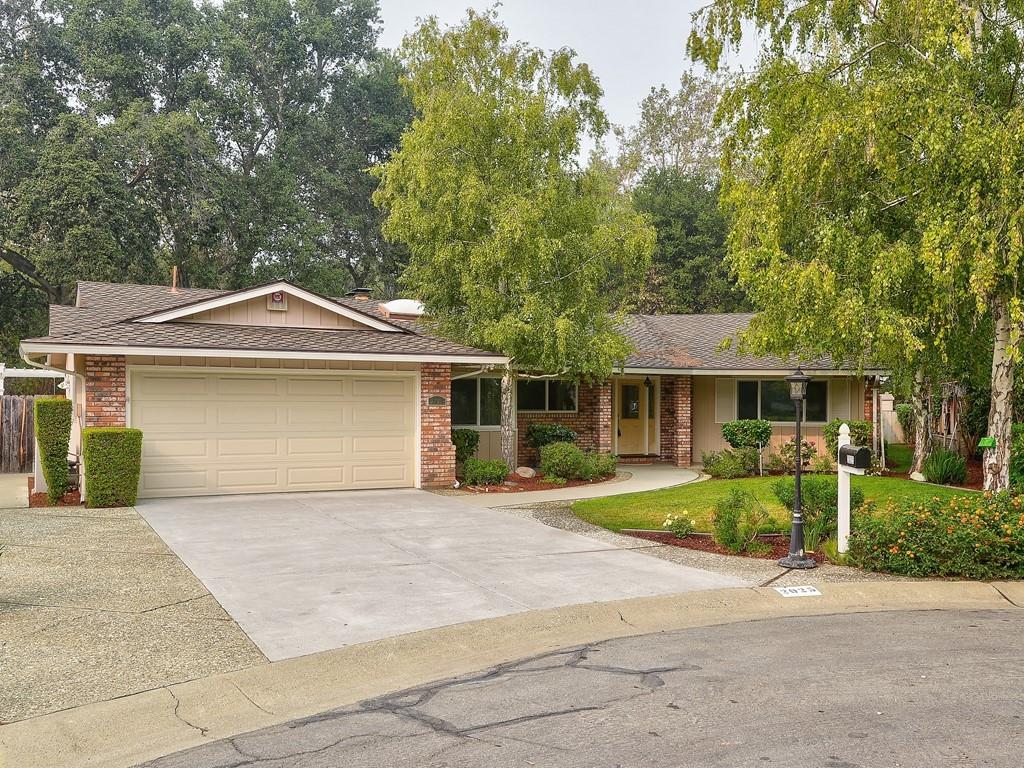 2025 Fallen Leaf Ln, Los Altos, CA 94024 - 4 Beds | 2/1 Baths (Sold ...