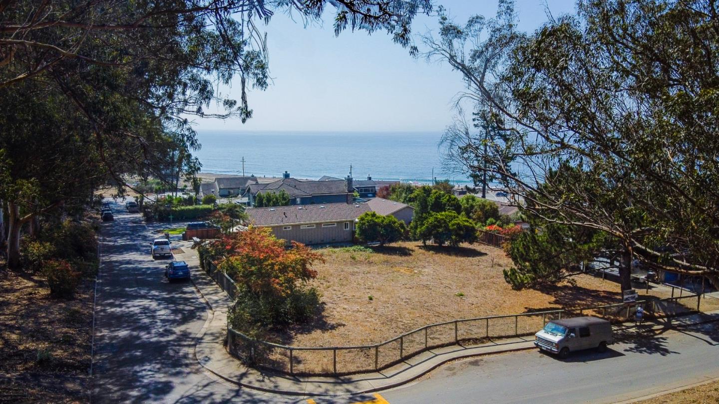 900 The Alameda, EL GRANADA, California 94018, ,Lots And Land,For Sale,The Alameda,40961953