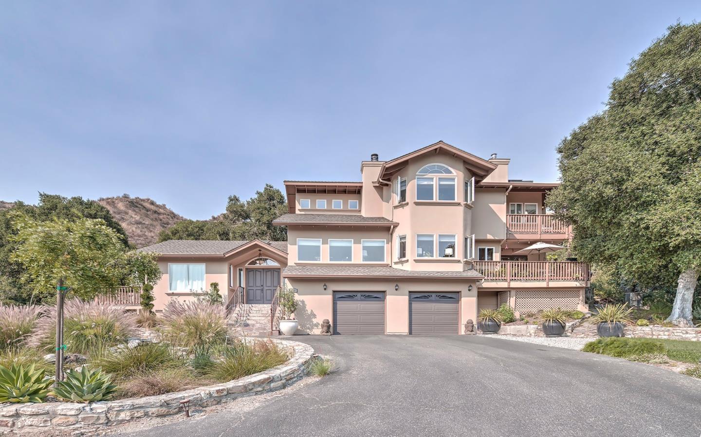 339 San Benancio Rd, Salinas, CA 93908 4 Beds 3/1 Baths (Sold