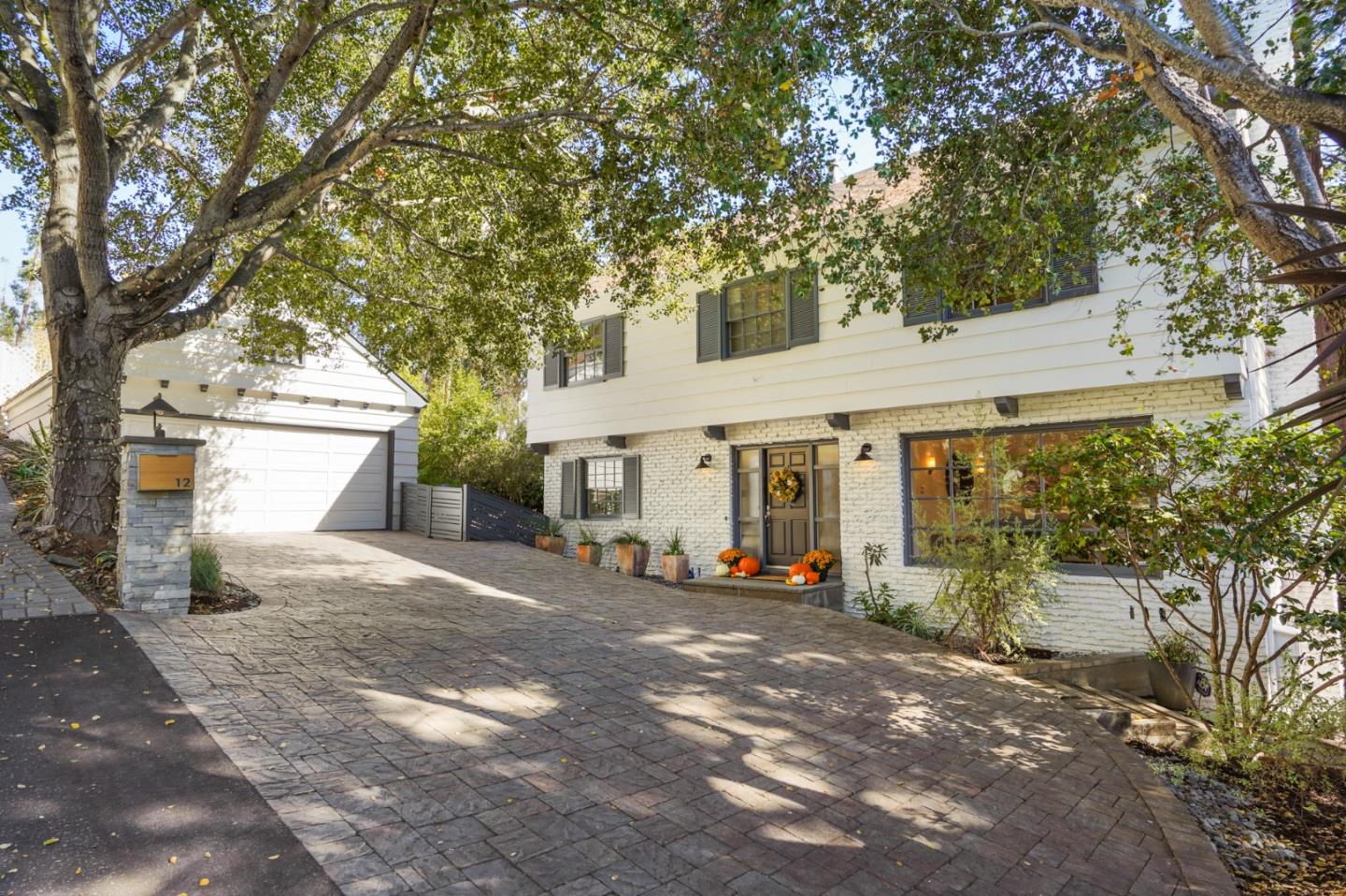 12 Folger Ct, Belmont, CA 94002 4 Beds 3/1 Baths (Sold) ML81811465 MLSL