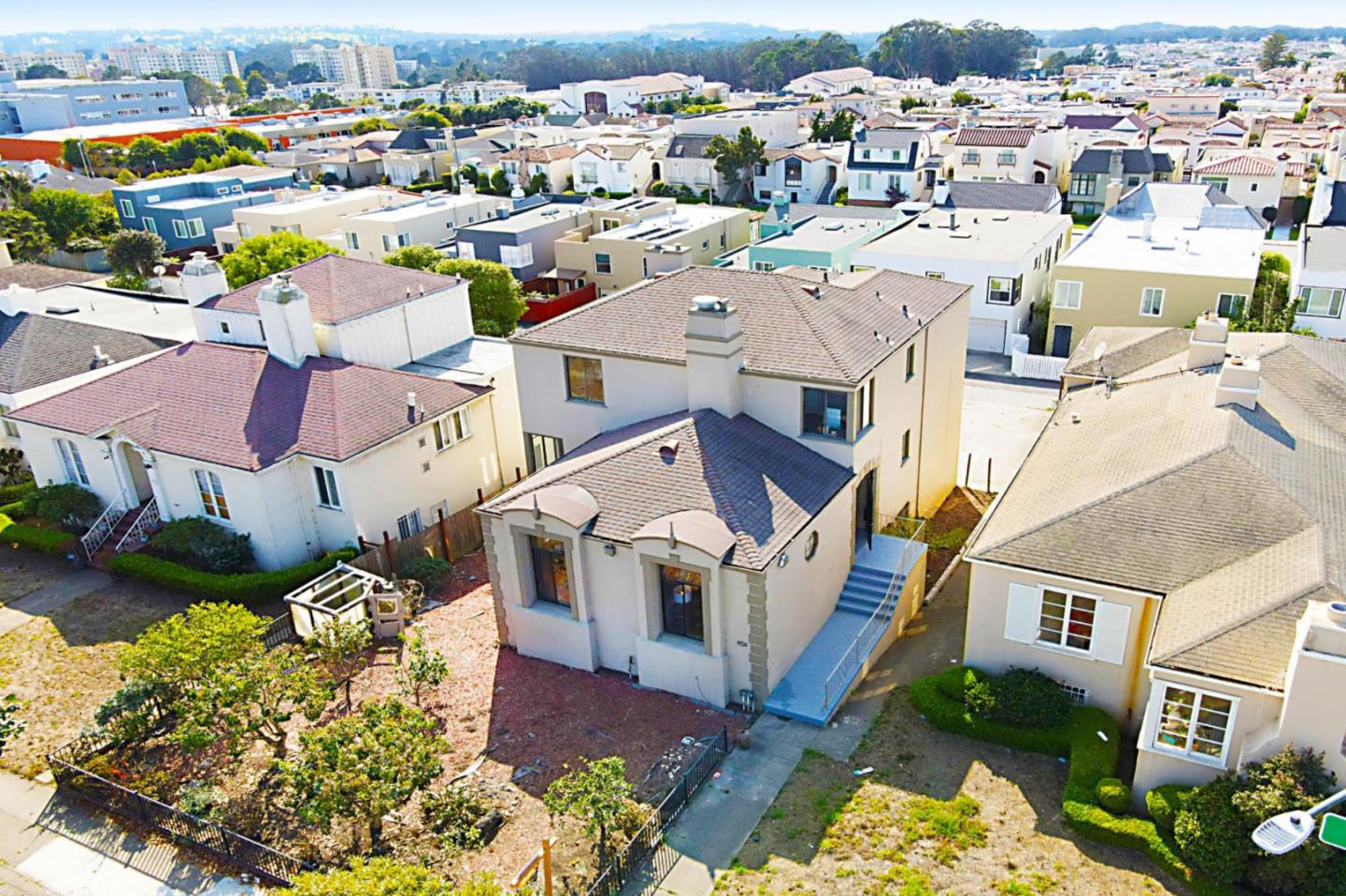 3007 19th Ave, San Francisco, CA 94132 6 Beds 4 Baths (Expired