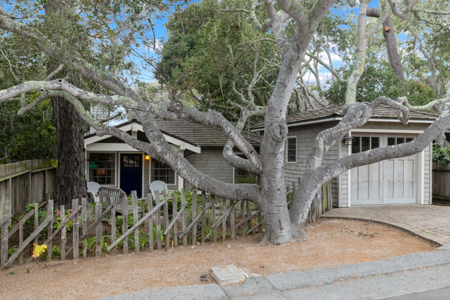 0 San Carlos 3 Sw of 12th, Carmel, CA 93921 3 Beds 2 Baths (Sold