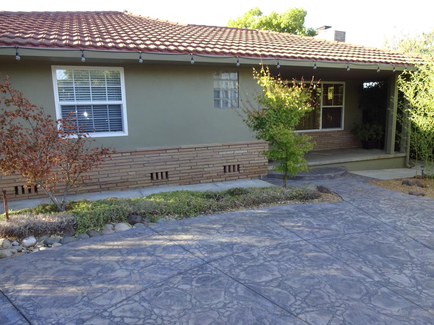 745 W Main Ave, Hill, CA 95037 3 Beds 2 Baths (Sold