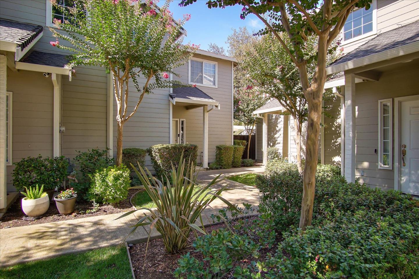 221 Spring Ave, Hill, CA 95037 2 Beds 2/1 Baths (Sold