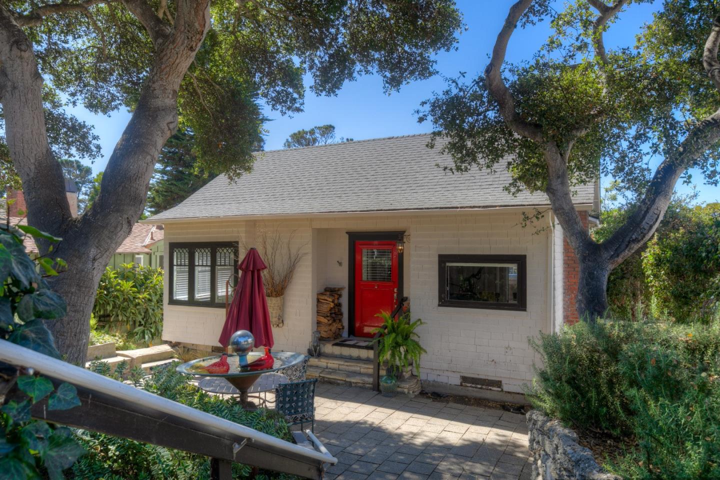 3 Sw of Ocean on Monte Verde St, Carmel, CA 93921 2 Beds 1 Baths