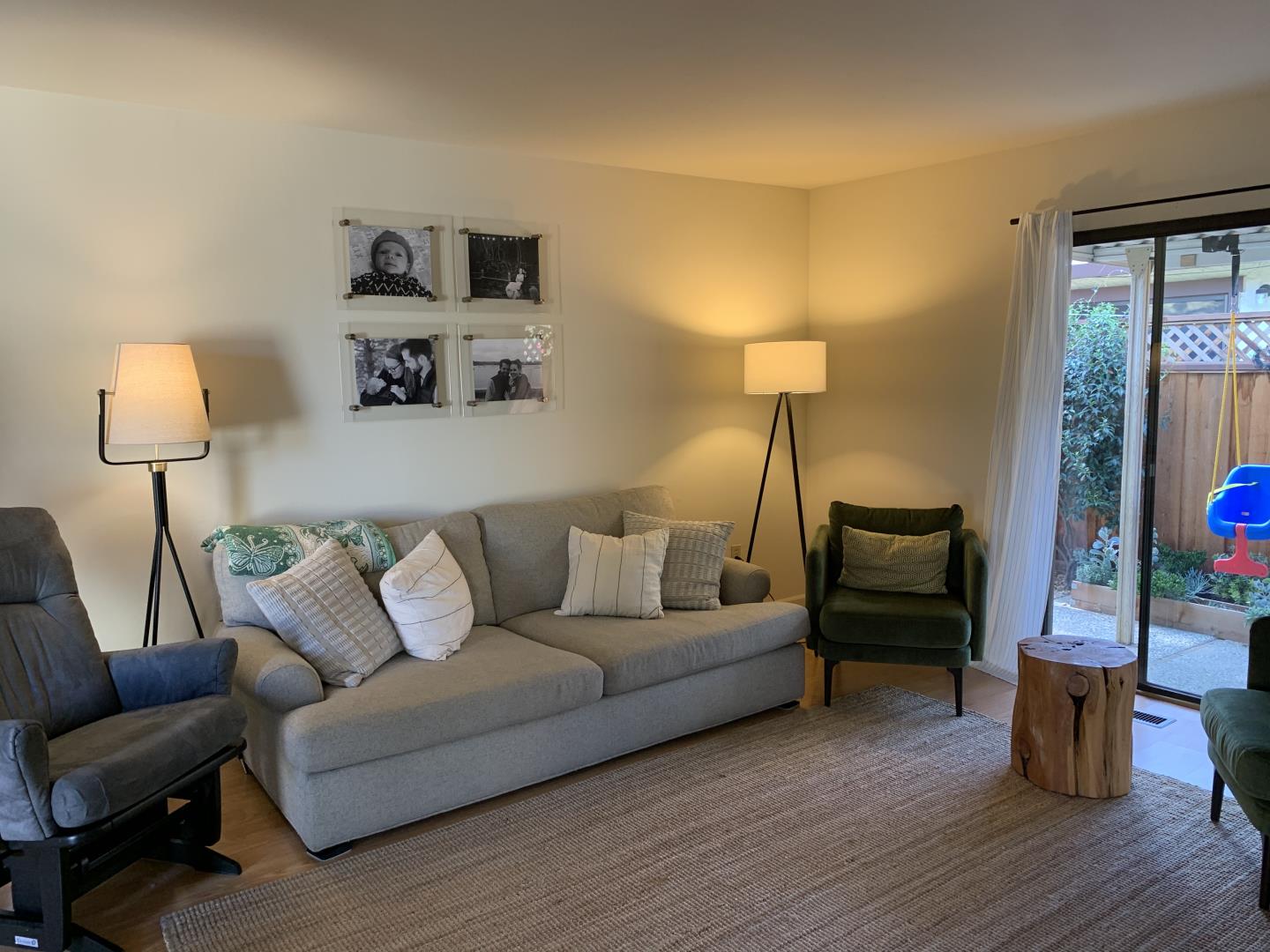 Detail Gallery Image 1 of 1 For 22 Doris Ct, Redwood City,  CA 94061 - 3 Beds | 2 Baths