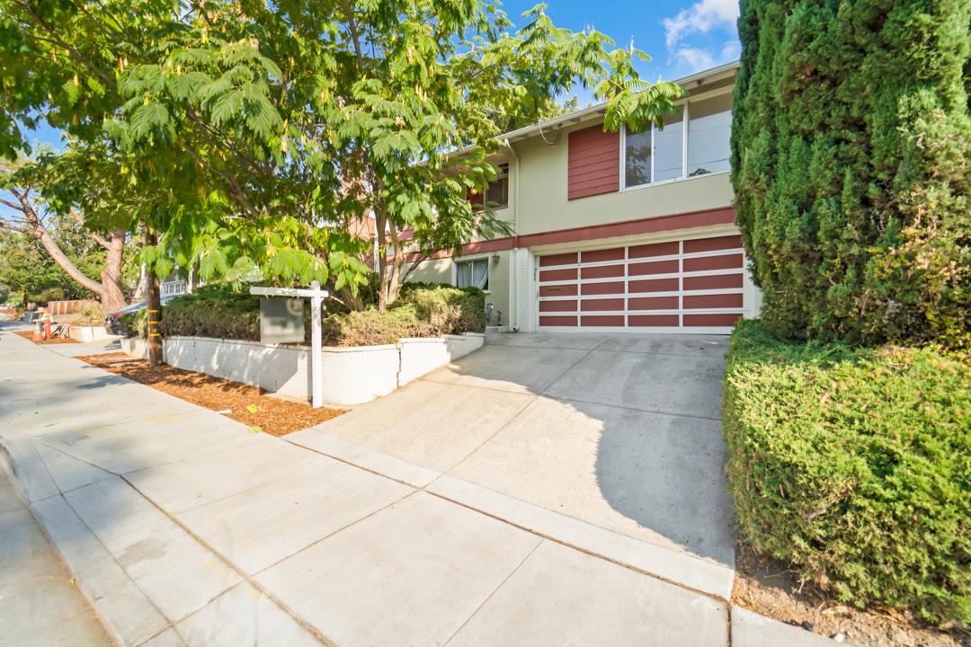 1854 San Carlos Ave, San Carlos, CA 94070 3 Beds 1/1 Baths (Sold