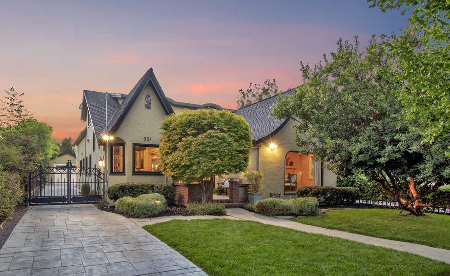 951 Riverside Dr, San Jose, CA 95125 4 Beds 3/1 Baths (Sold