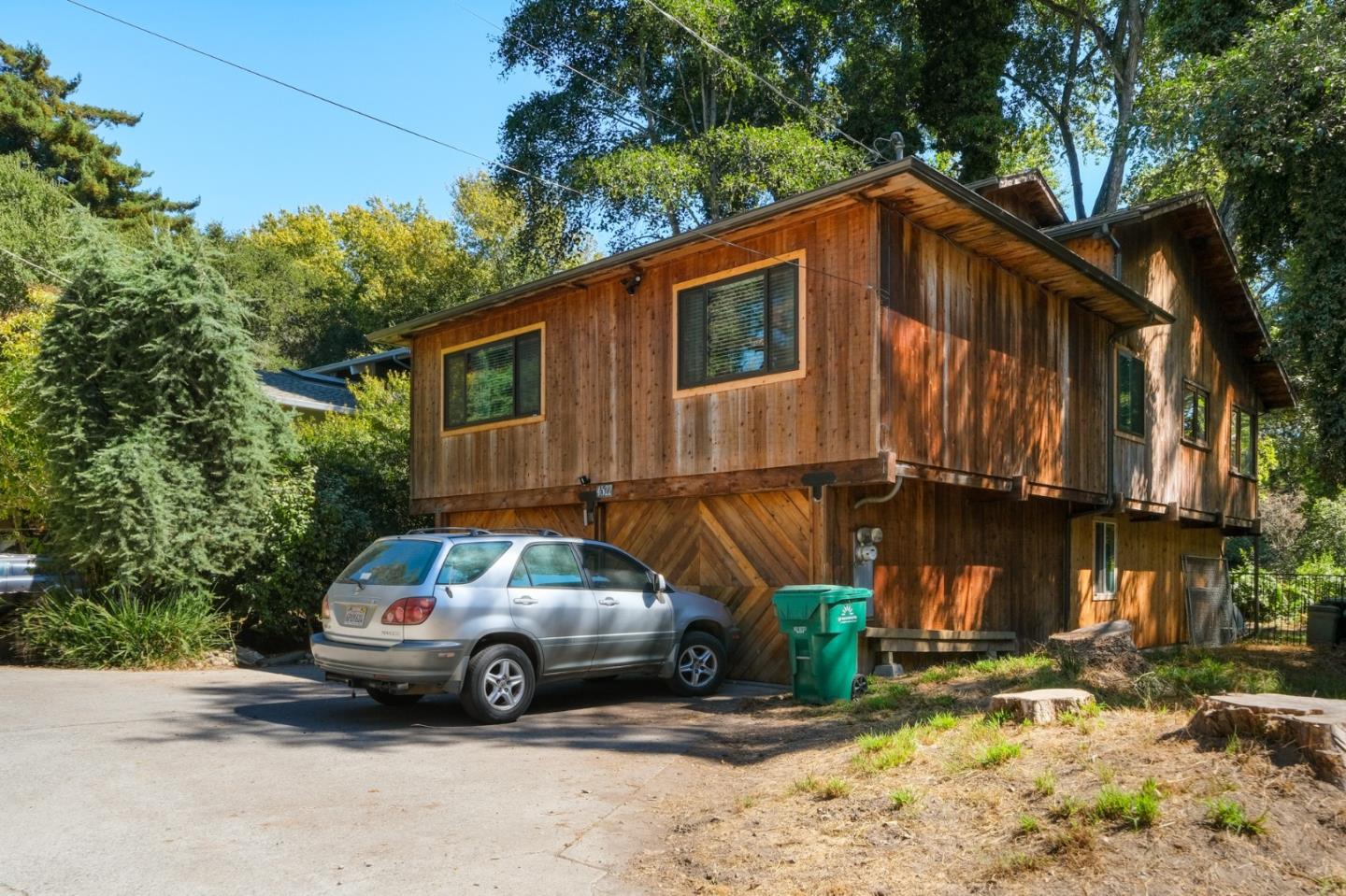 Detail Gallery Image 1 of 1 For 4522 Wharf Rd, Soquel,  CA 95073 - 3 Beds | 3 Baths