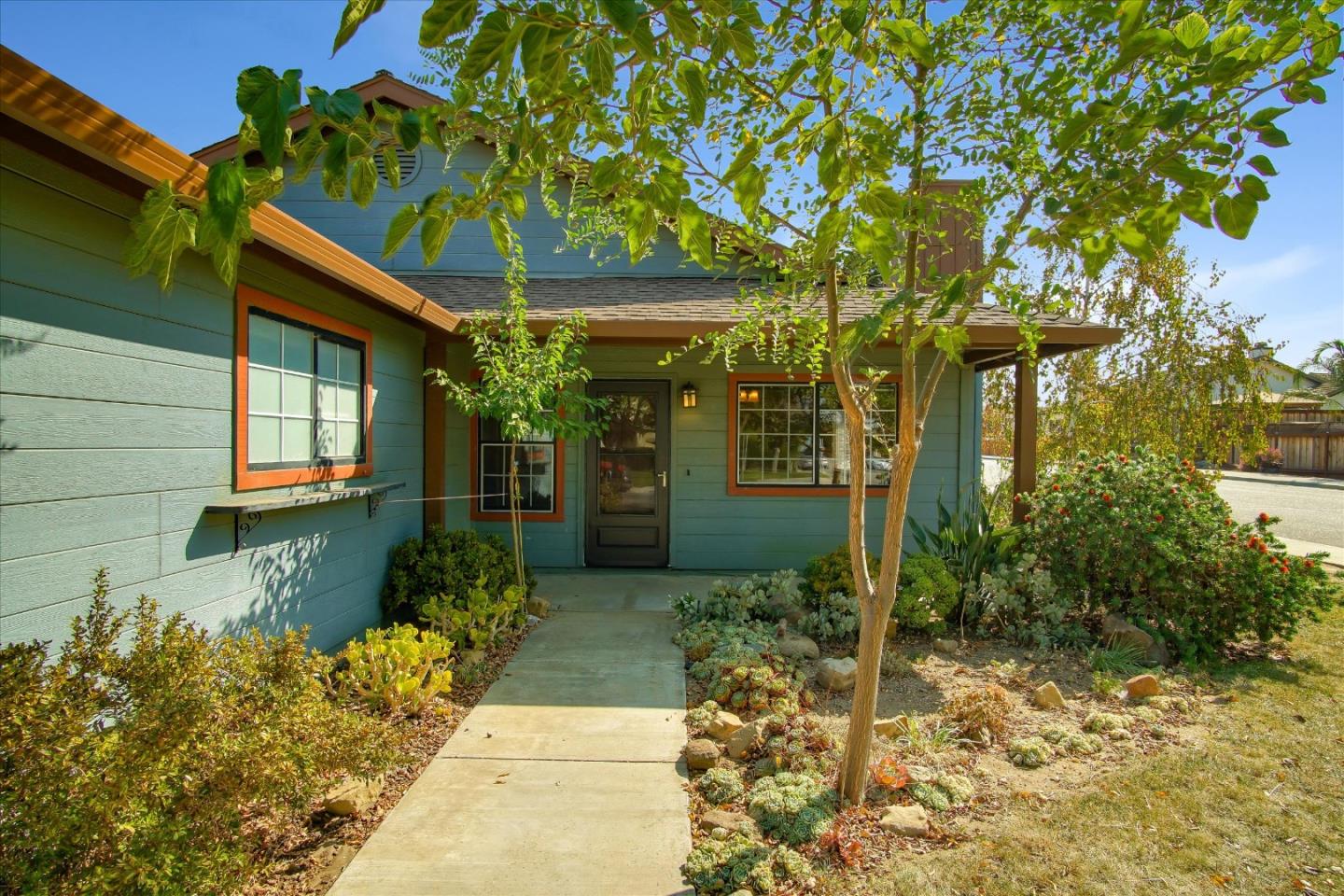 2091 Highland Dr, Hollister, CA 95023 4 Beds 2 Baths (Sold) ML81814377 MLSL