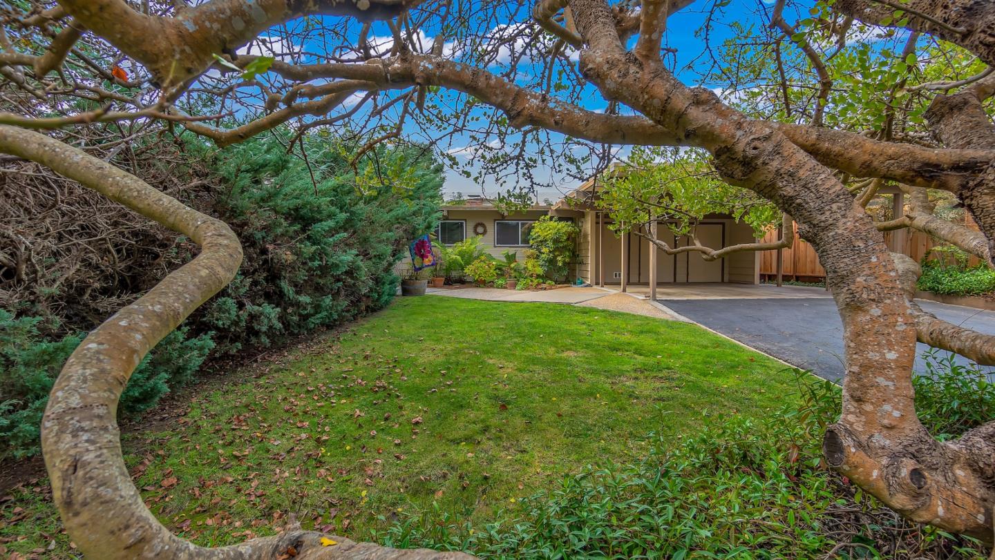 Detail Gallery Image 1 of 1 For 634 Cliff Dr, Aptos,  CA 95003 - 3 Beds | 2 Baths