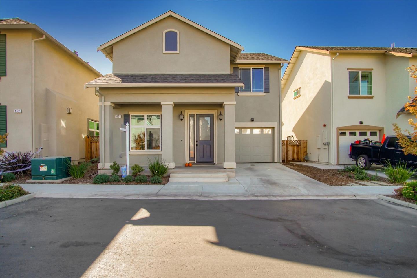 Detail Gallery Image 1 of 1 For 1651 Key Largo, Hollister,  CA 95023 - 3 Beds | 2/1 Baths