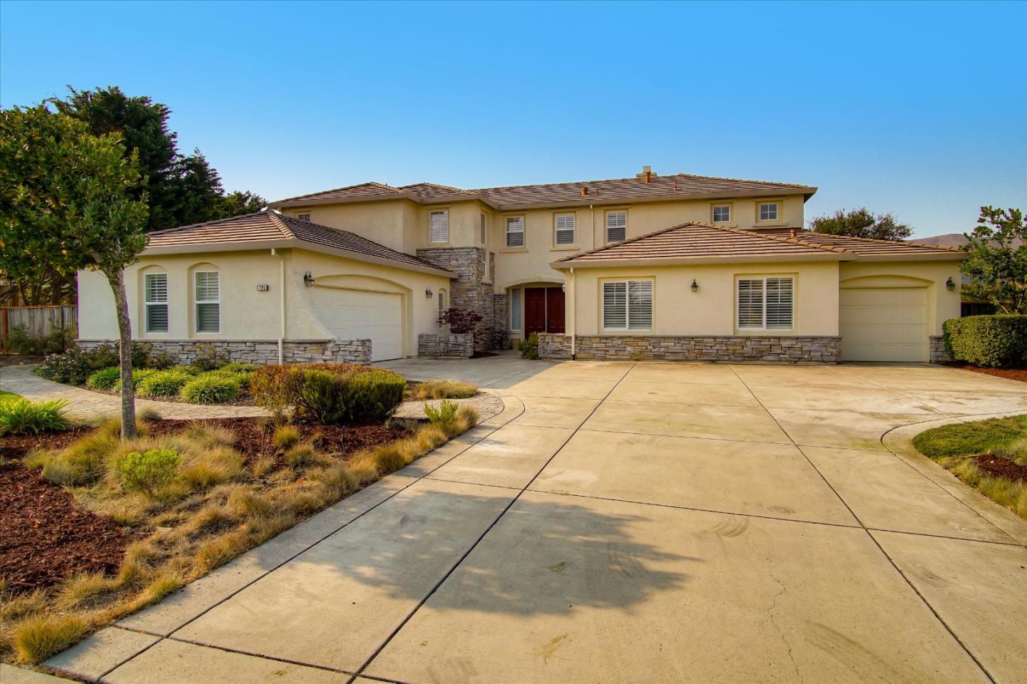 725 via Vaquero Norte, San Juan Bautista, CA 95045 5 Beds 4/1 Baths