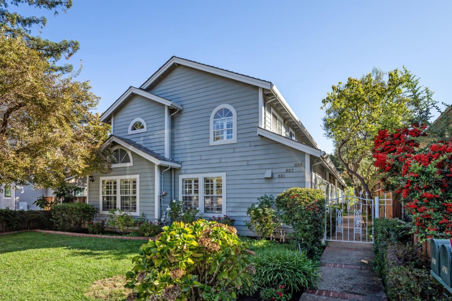 Detail Gallery Image 1 of 1 For 521 Tyndall St, Los Altos,  CA 94022 - 2 Beds | 2/1 Baths