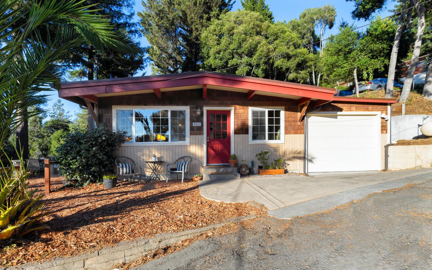 2260 Redwood Dr, Aptos, CA 95003 3 Beds 2 Baths (Sold) ML81815831