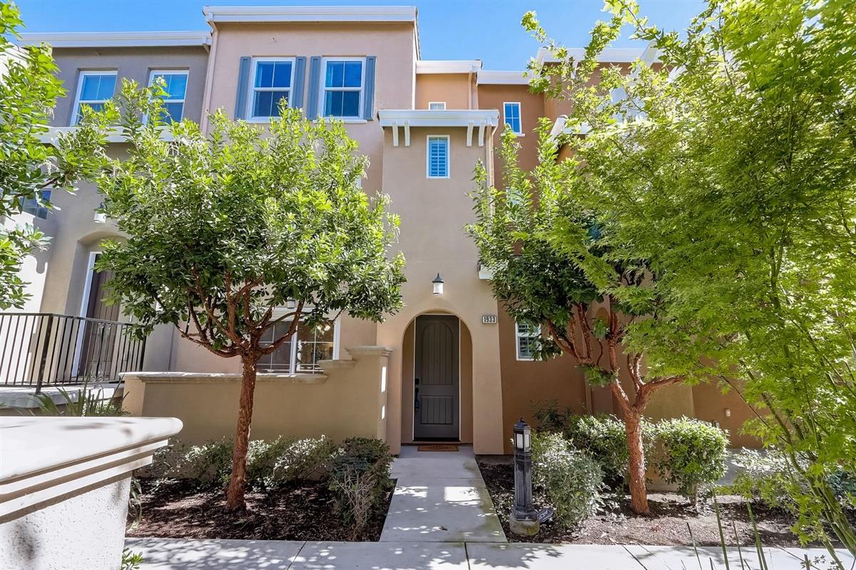 1933 Hillebrant Pl, Santa Clara, CA 95050 3 Beds 3/1 Baths (Sold